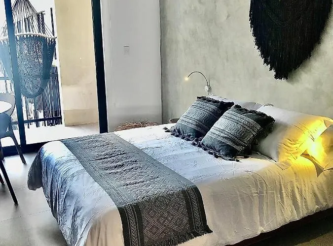 Brand New Studio 38th Street