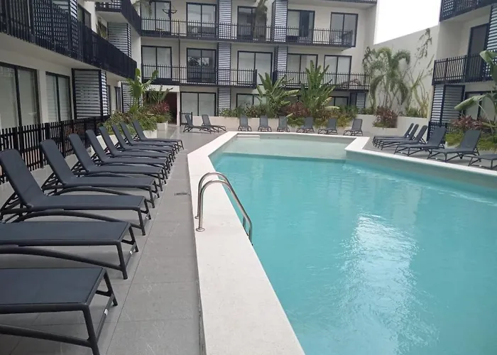 Brand New Studio 38th Street Aparthotel *